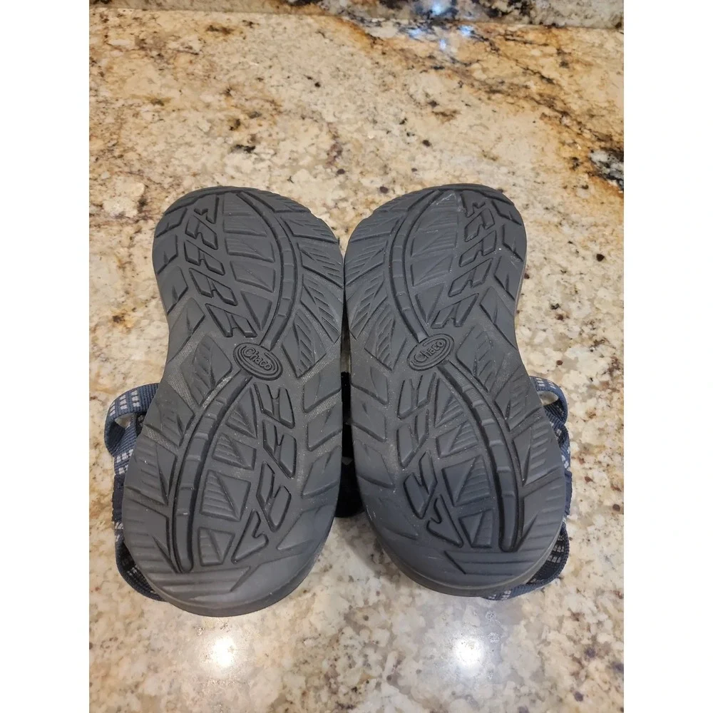 Chaco Men's Z/Cloud Adjustable Strap Cushioned Waterproof Sandal Blue Size 8